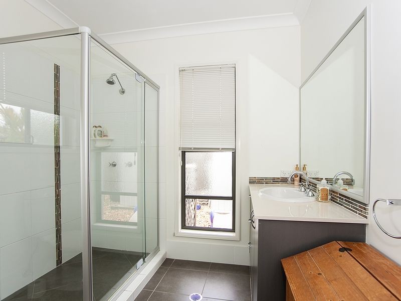 37 Yellow Robin Court, Narangba QLD 4504