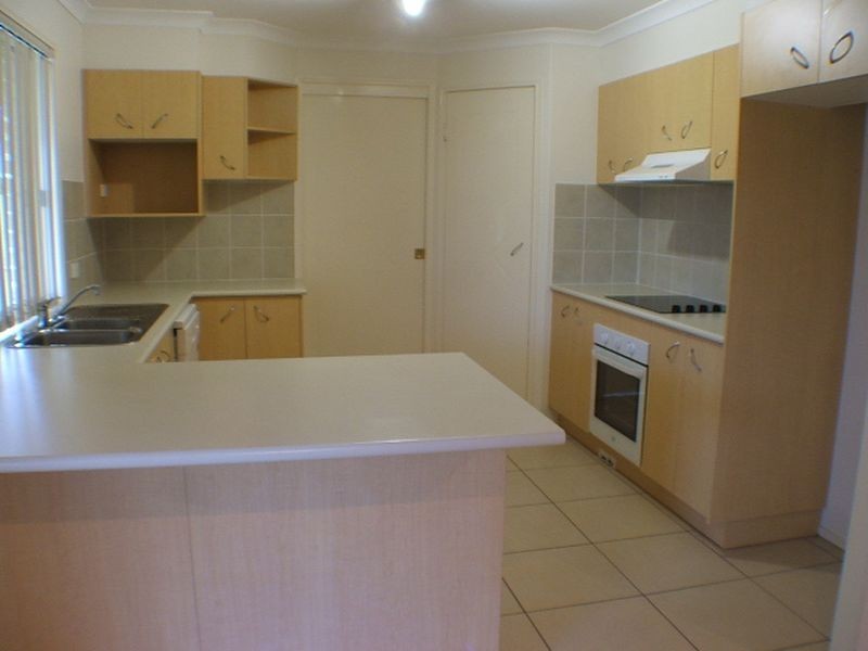 9 Riberry Court, Morayfield QLD 4506