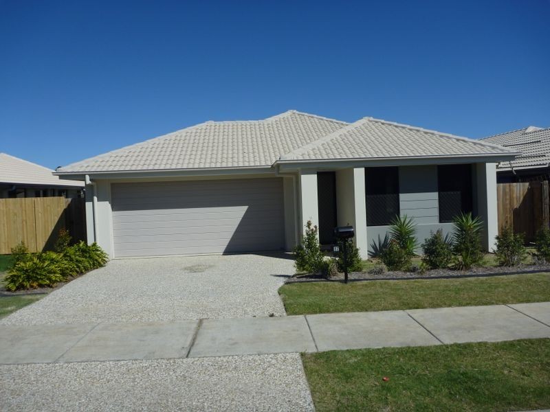17 Desmond Street, Narangba QLD 4504