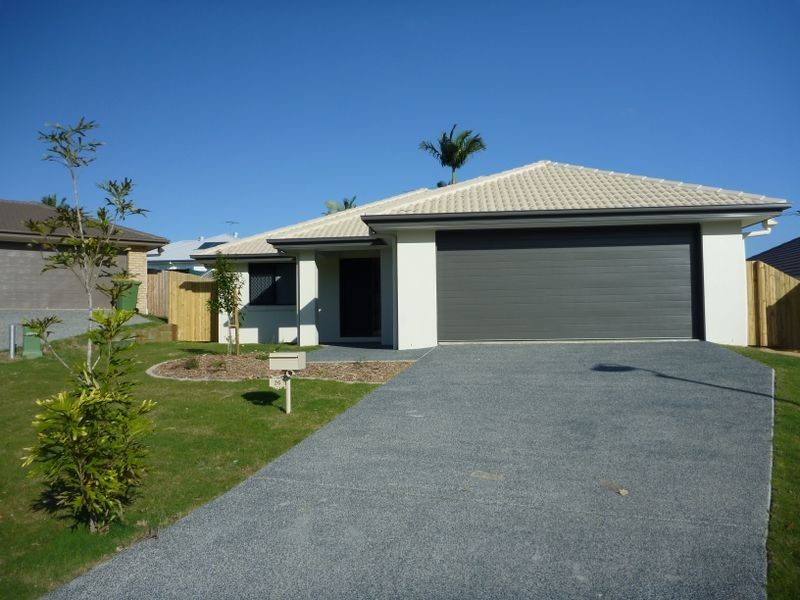 26 Desmond Street, Narangba QLD 4504