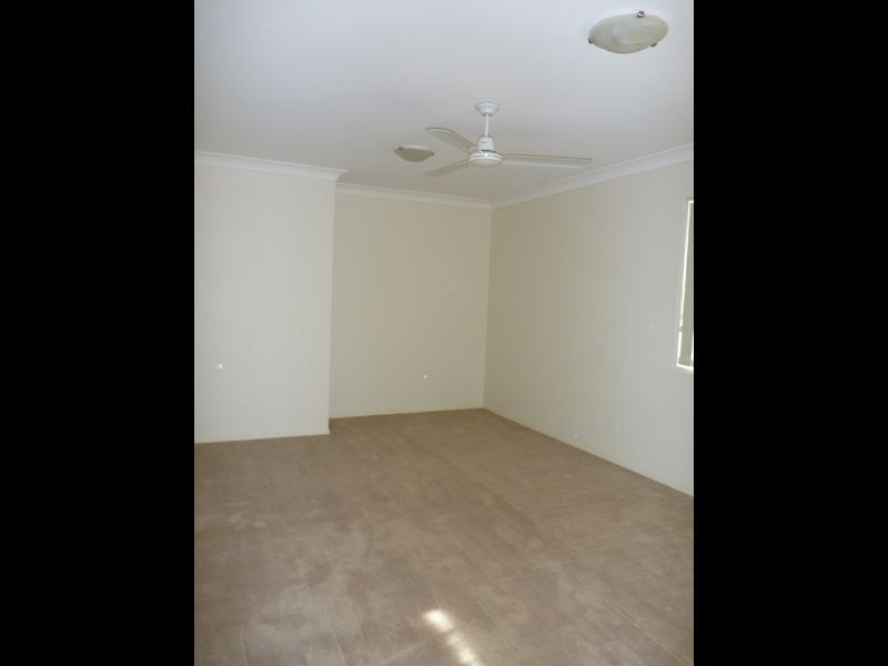 4 Valleyview Street, Narangba QLD 4504