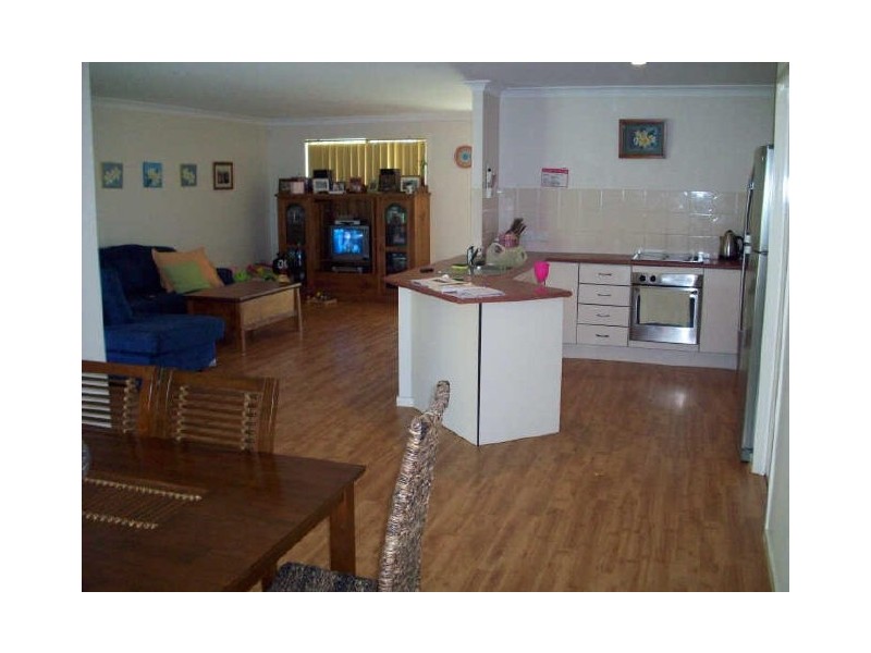 18 Jayleigh Court, Moorina QLD 4506