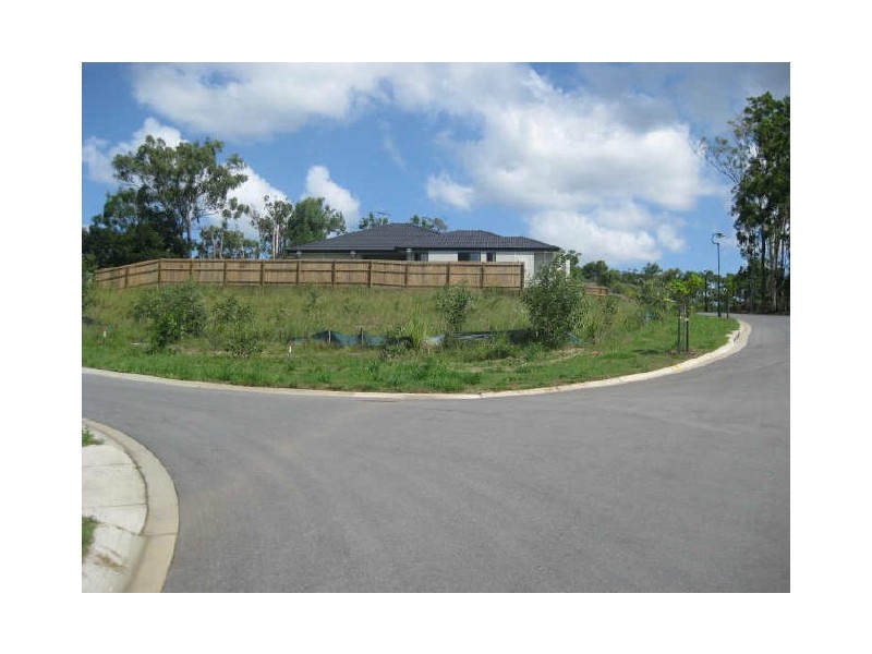 2/4 Courtney Court, Narangba QLD 4504