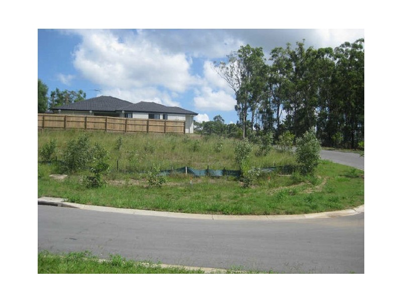 2/4 Courtney Court, Narangba QLD 4504