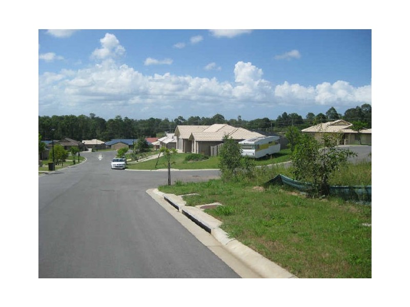 2/4 Courtney Court, Narangba QLD 4504