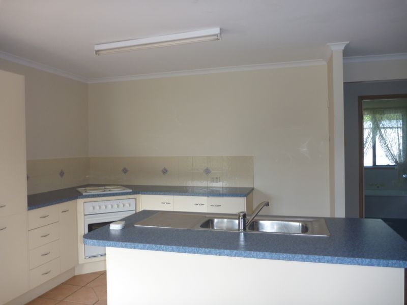 10 Mango Cresent, Narangba QLD 4504