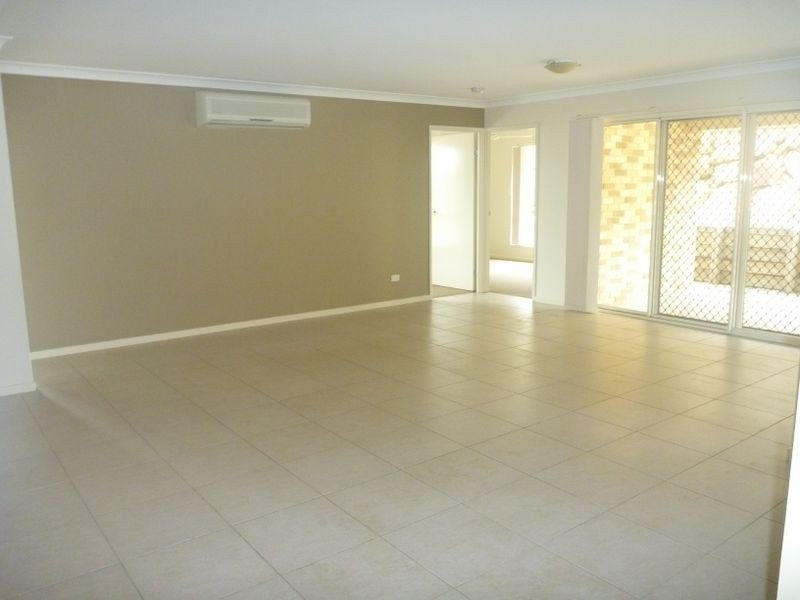 7 Lennon Boulevard, Narangba QLD 4504