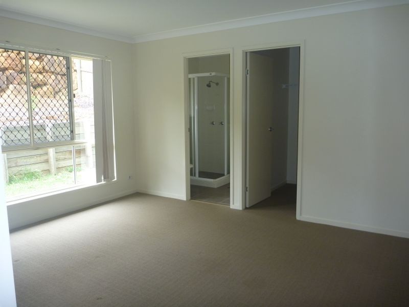 7 Lennon Boulevard, Narangba QLD 4504