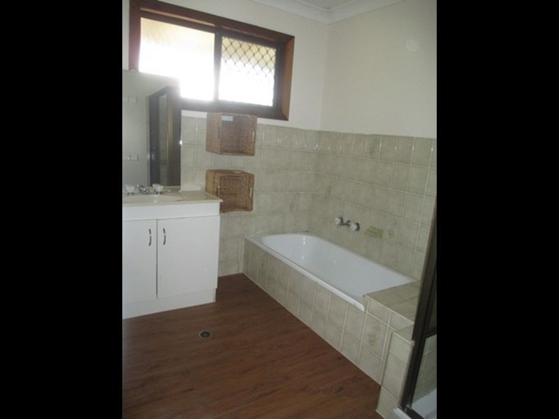 1130 Oakey Flat Road, Narangba QLD 4504