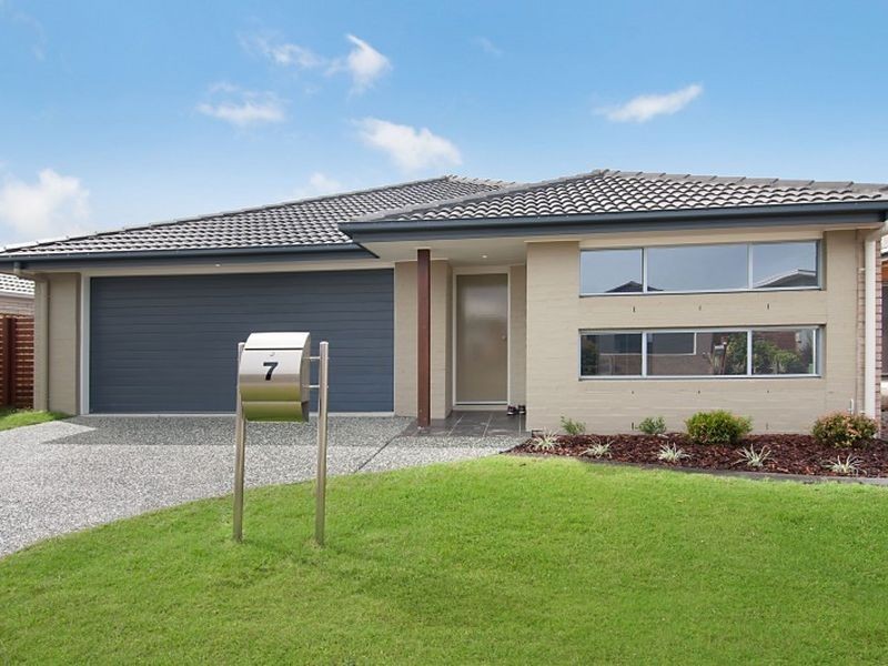7 Swanston Crescent, Narangba QLD 4504