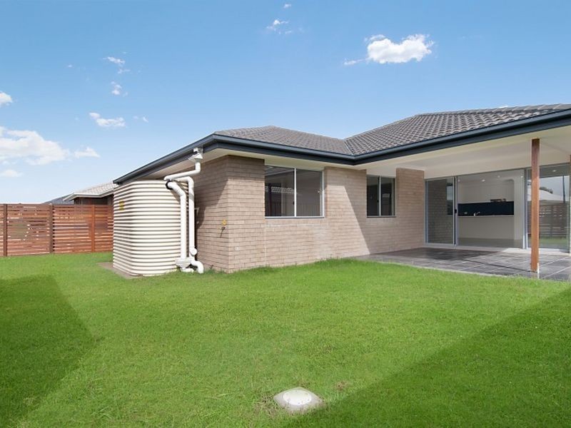 7 Swanston Crescent, Narangba QLD 4504