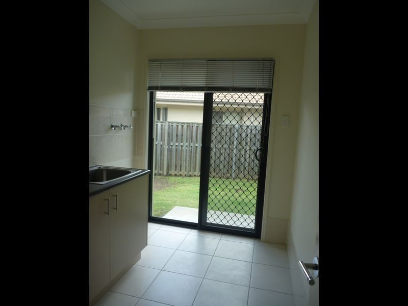 12 Barnowl Esp, Narangba QLD 4504