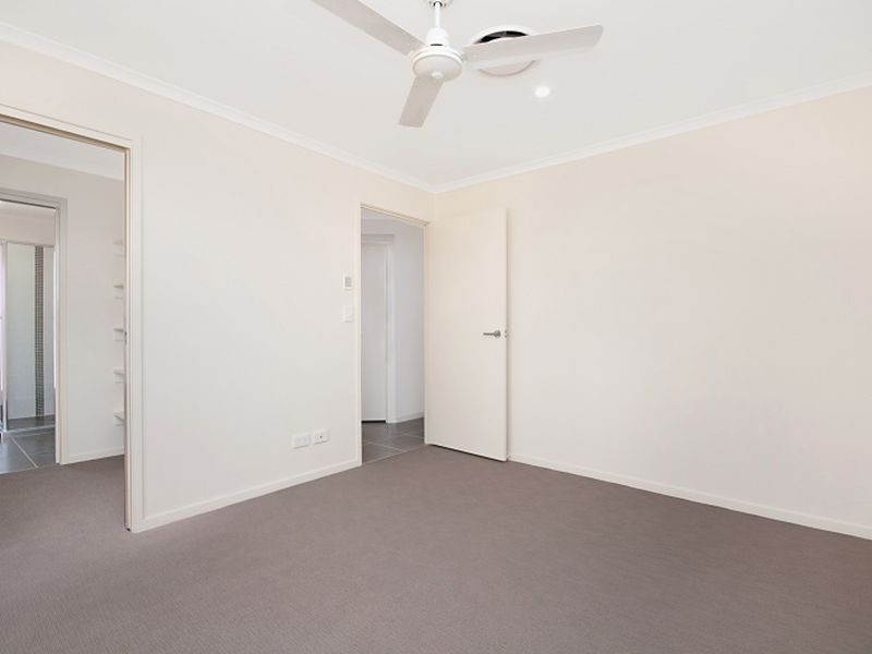 8 Wellington Place, Narangba QLD 4504