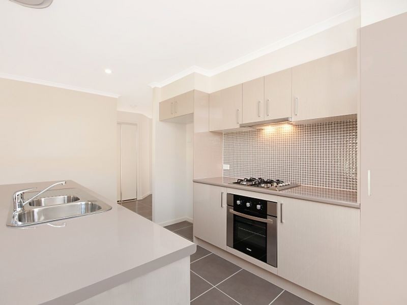 8 Wellington Place, Narangba QLD 4504