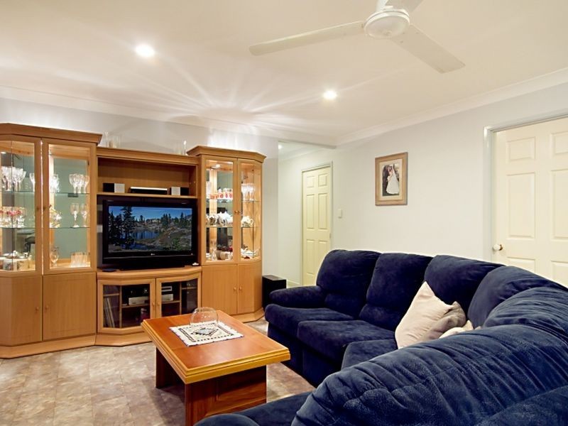 11 Gunsynd Drive, Dakabin QLD 4503