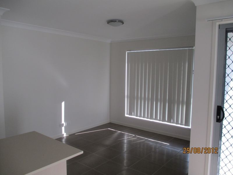 1/2 Wellington Place, Narangba QLD 4504