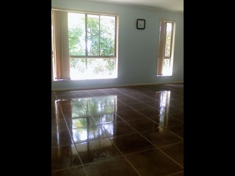 8 Tibrogargan Drive, Narangba QLD 4504