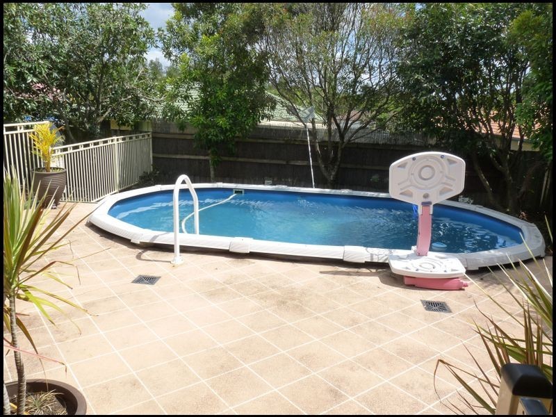 12 Palmer Place, Narangba QLD 4504