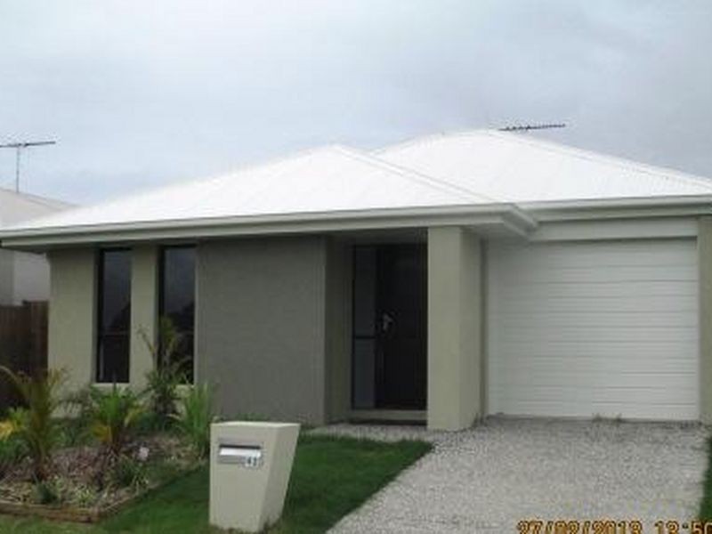 42 Lennon Blvd, Narangba QLD 4504