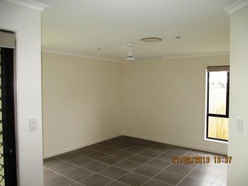 42 Lennon Blvd, Narangba QLD 4504