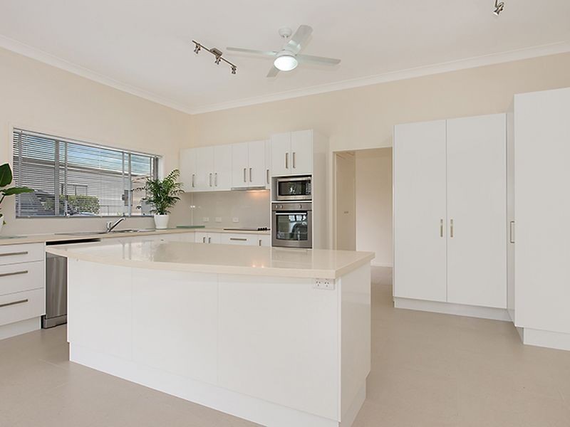 238 Forest Hills Drive, Morayfield QLD 4506