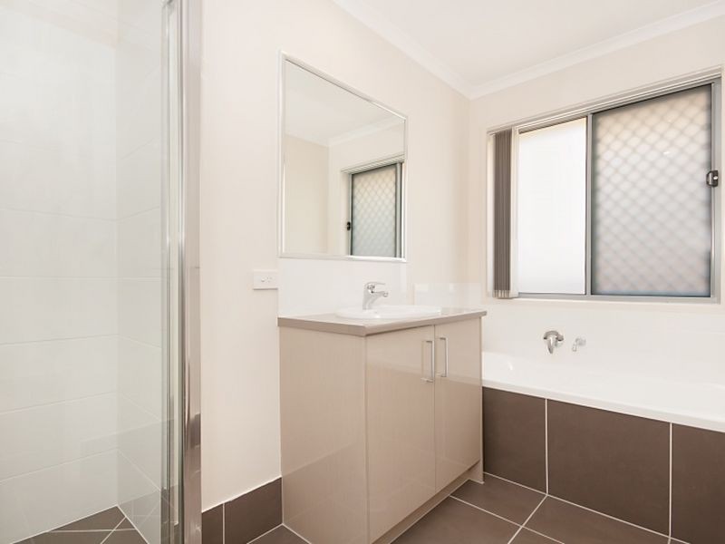 5 Wellington Place, Narangba QLD 4504