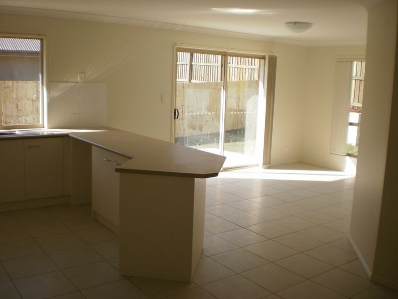 32 Desmond Street, Narangba QLD 4504