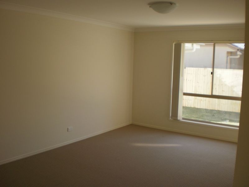32 Desmond Street, Narangba QLD 4504