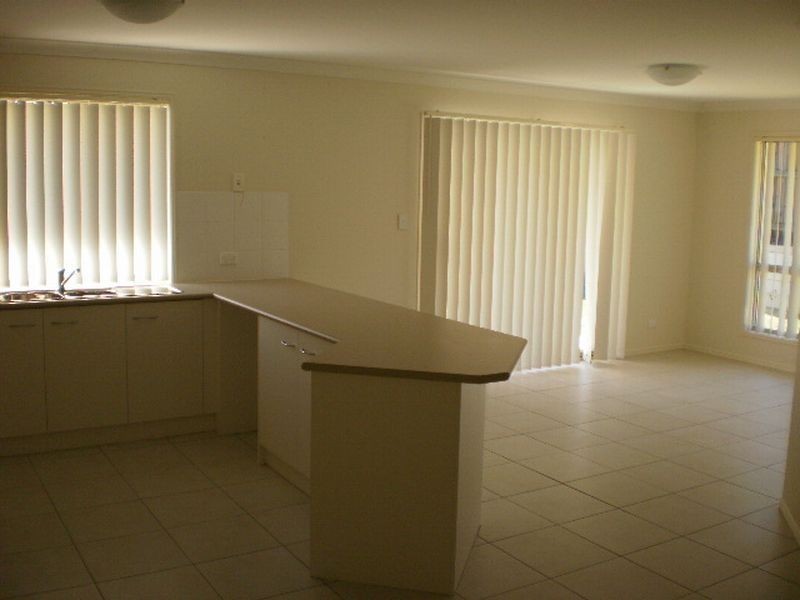 32 Desmond Street, Narangba QLD 4504