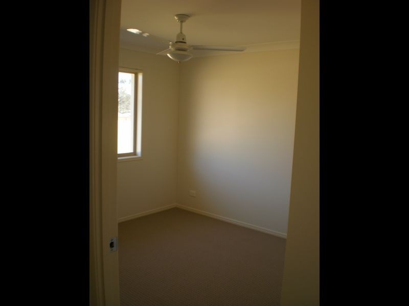 31 Desmond Street, Narangba QLD 4504