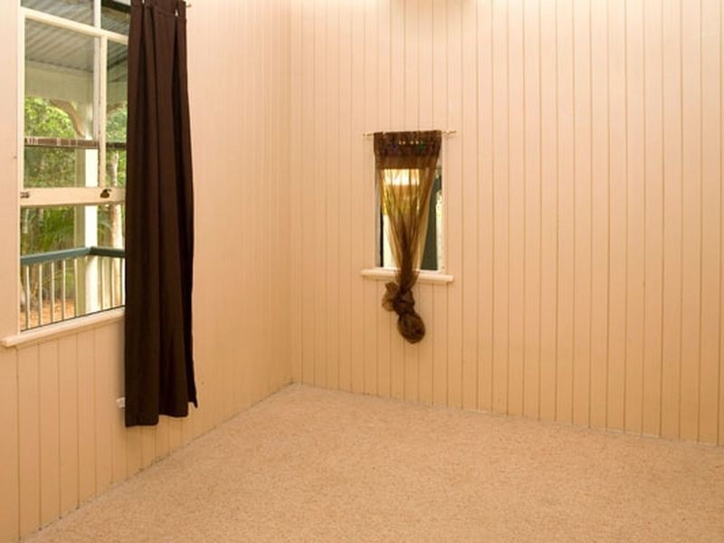 18 Kennedy Street, Caboolture QLD 4510