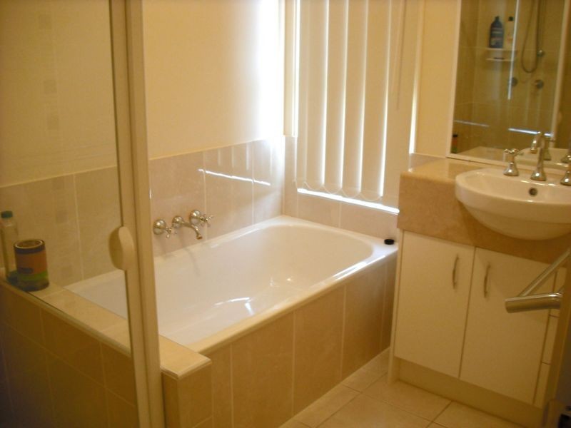 2 Wedgetail Circuit, Narangba QLD 4504
