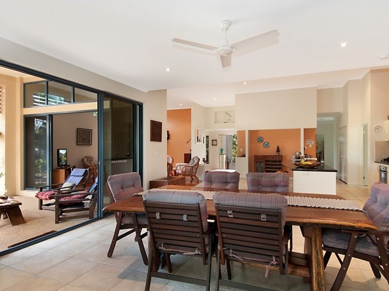 2 Guinea Crescent, Narangba QLD 4504