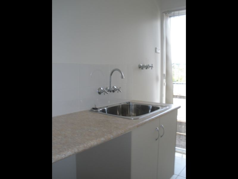 2/28 Barrine Place, Narangba QLD 4504