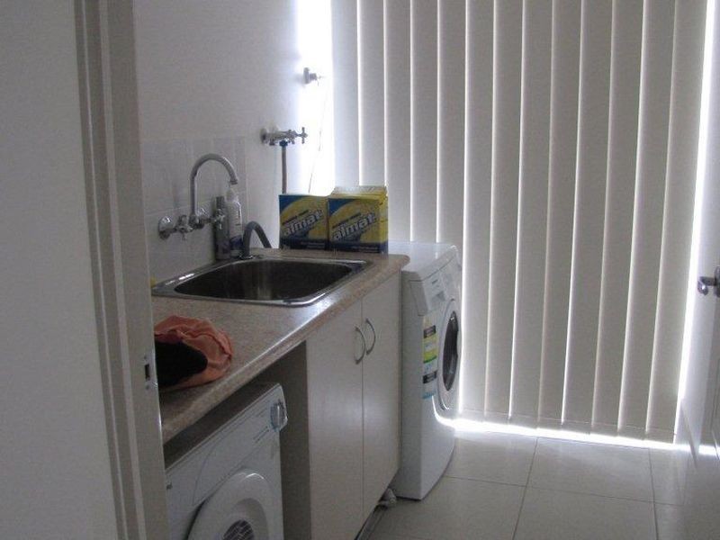 2/28 Barrine Place, Narangba QLD 4504