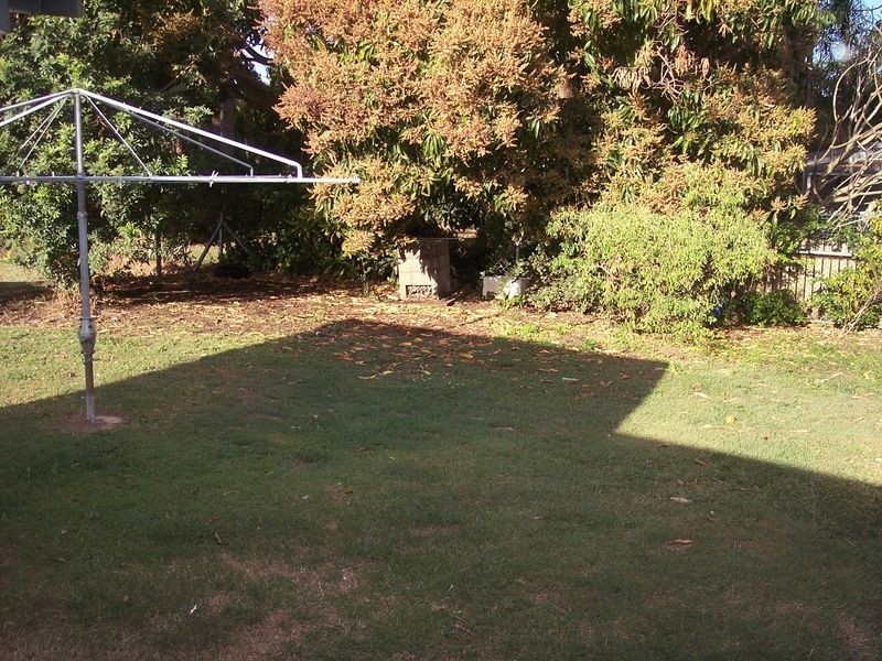 7 Wharf Street, Woody Point QLD 4019