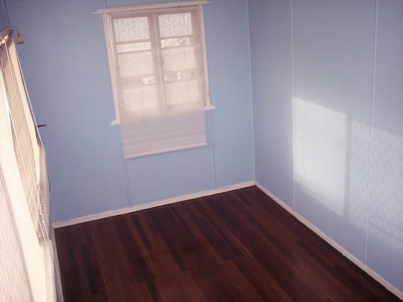 7 Wharf Street, Woody Point QLD 4019