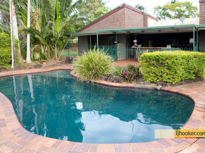 1044 Oakey Flat Road, Narangba QLD 4504