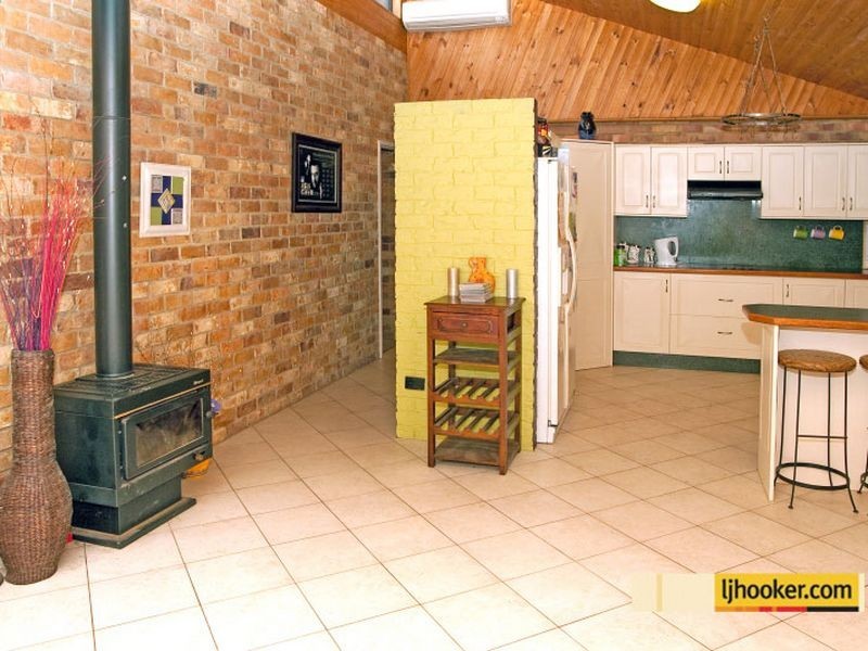 1044 Oakey Flat Road, Narangba QLD 4504