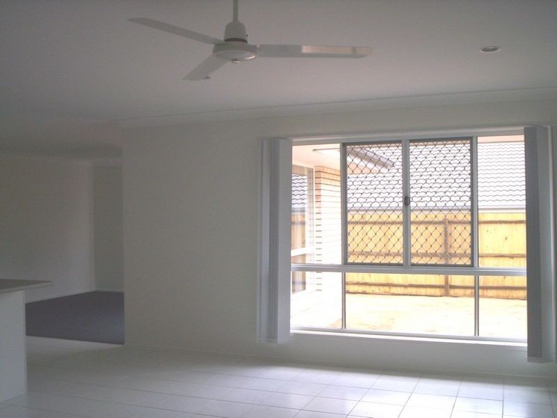 23 Lennon Boulevard, Narangba QLD 4504