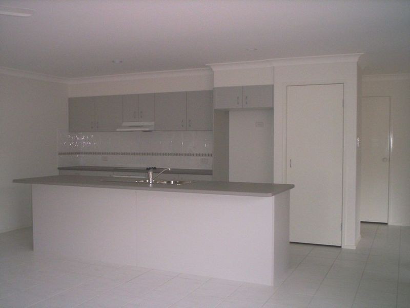 23 Lennon Boulevard, Narangba QLD 4504