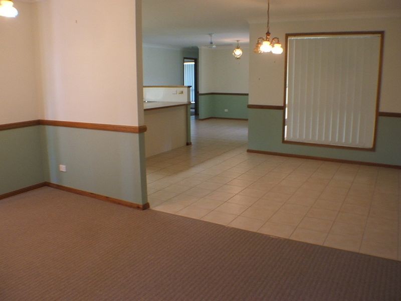 11 Keneally Court, Morayfield QLD 4506