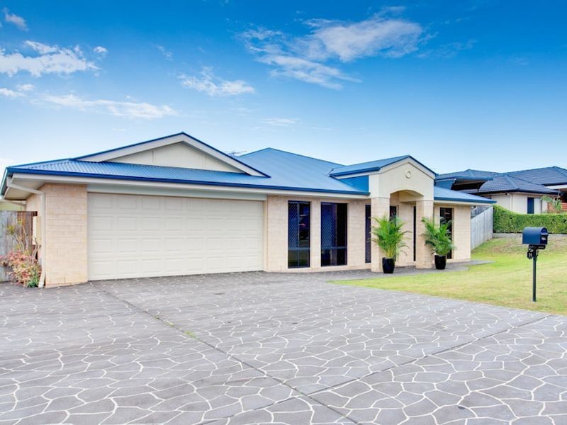 34 Wivenhoe Circuit, Narangba QLD 4504