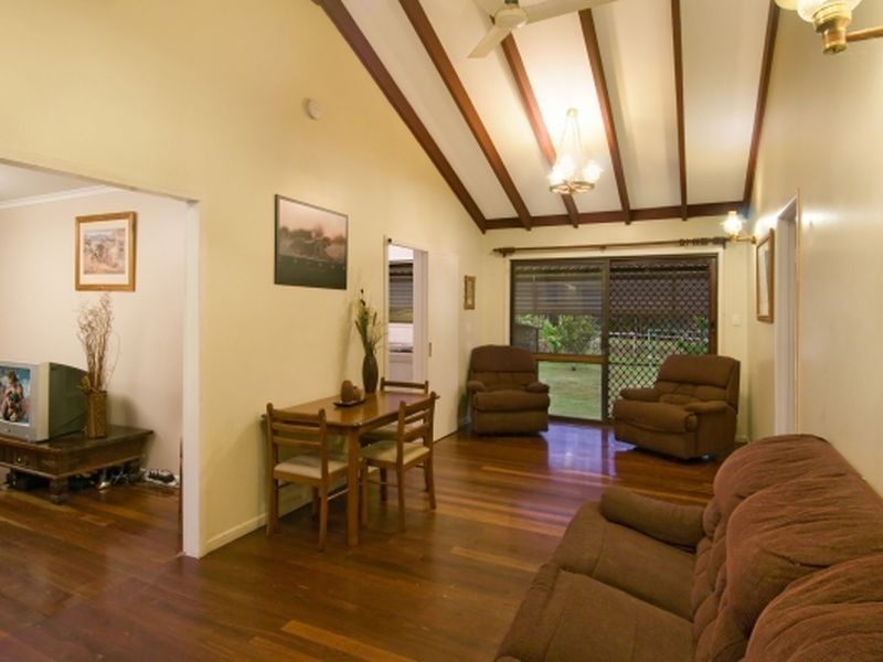 1 Moore Road, Kurwongbah QLD 4503