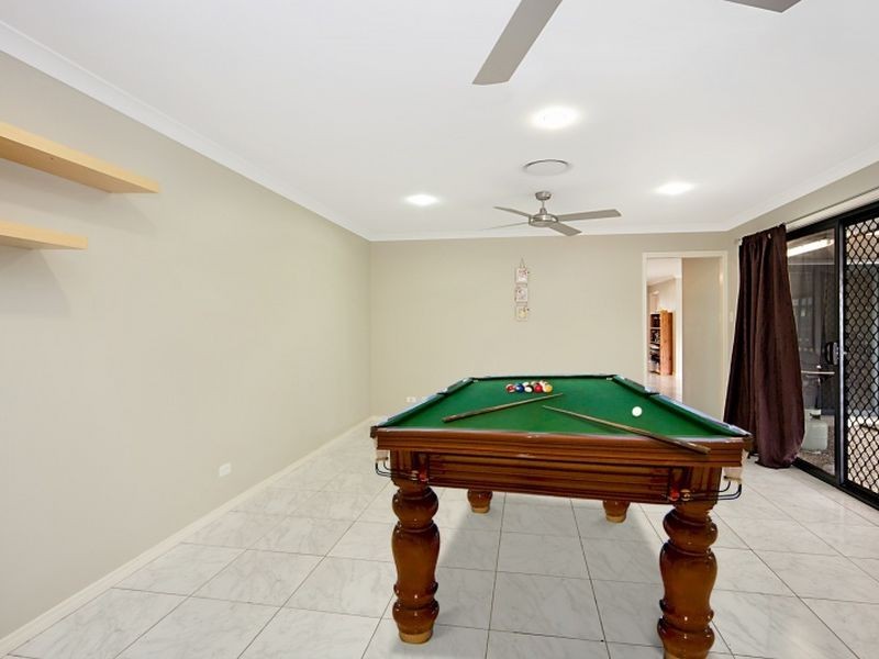 13 Lookout Place, Narangba QLD 4504