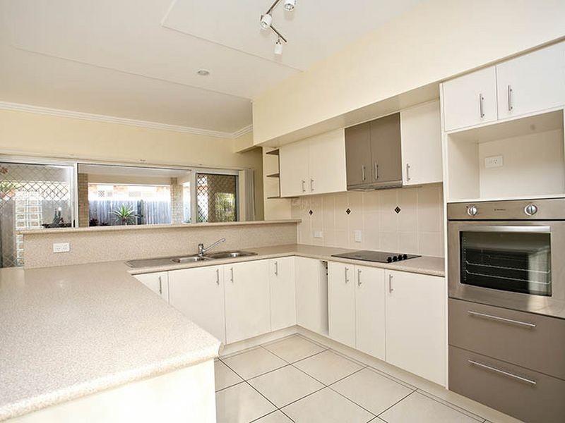 31 Gardenia Parade, North Lakes QLD 4509