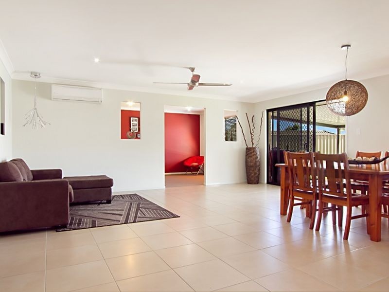 5 Tahoe Place, Narangba QLD 4504