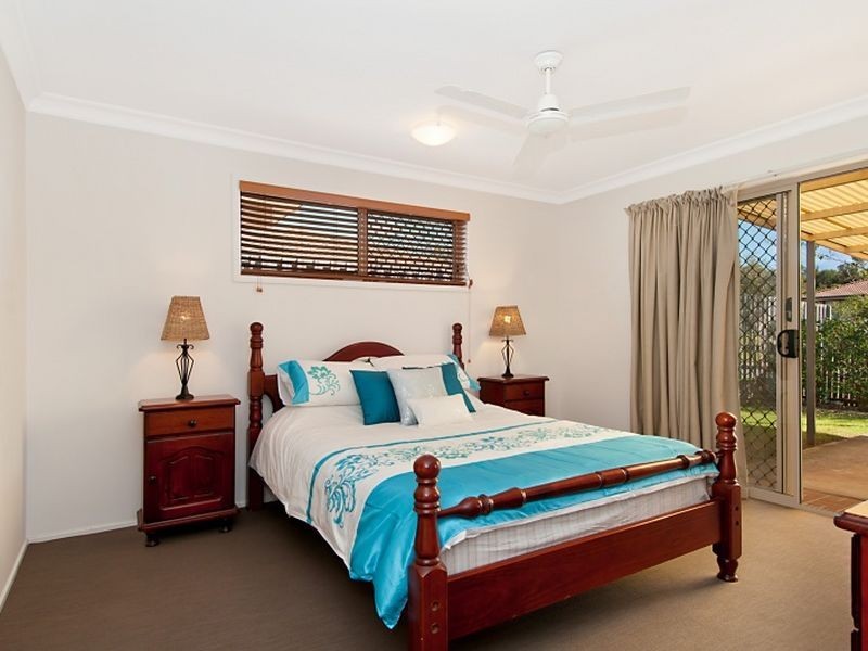 2 Ultramarine Parade, Griffin QLD 4503