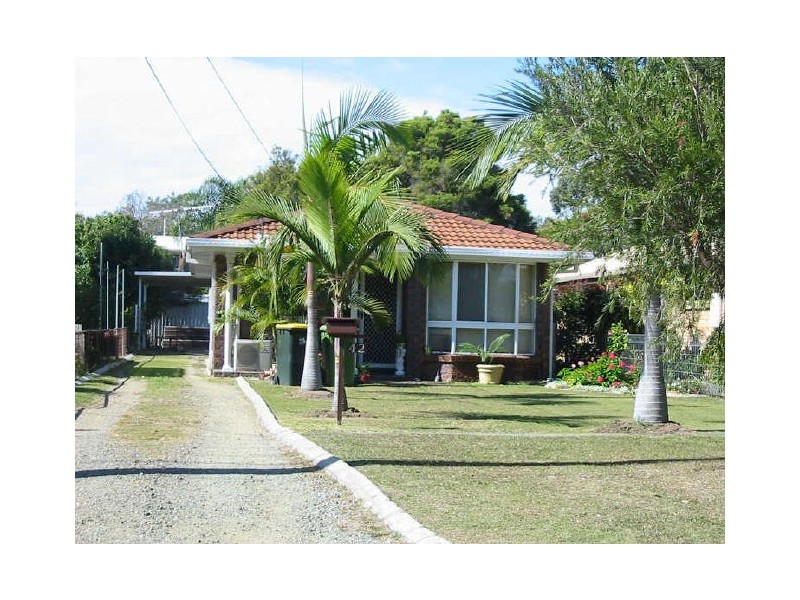 42 Sportsground Street, Redcliffe QLD 4020