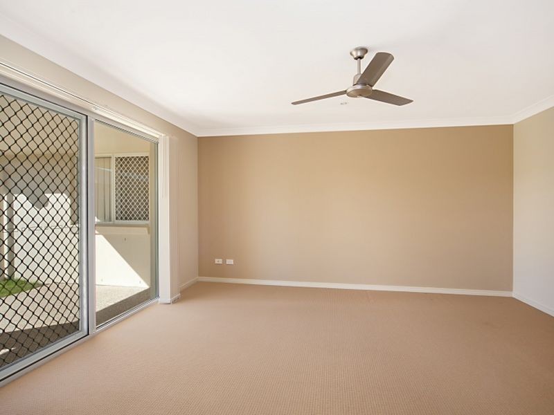 59 Sandstone Boulevard, Ningi QLD 4511